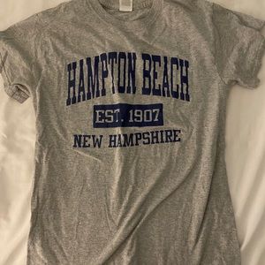 grey hampton beach tee